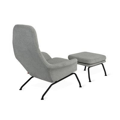 Gus* Modern Tallinn, fauteuil avec dossier haut et ottoman, en tissu et métal, copenhagen iron