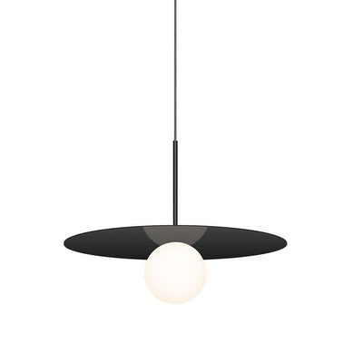 Pablo Designs Bola Disc, lampe suspendue LED avec un globe en verre et un abat-jour en forme de disque, en aluminium, noir mat, 18ʼʼ