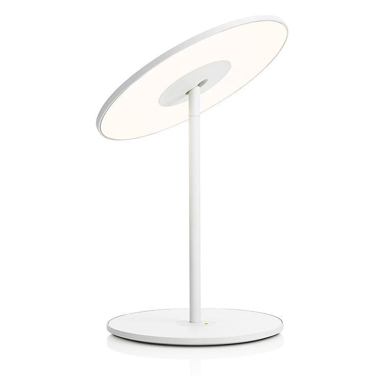 Pablo Designs Circa, lampe de table LED avec abat-jour inclinable, en aluminium et plastique, blanc