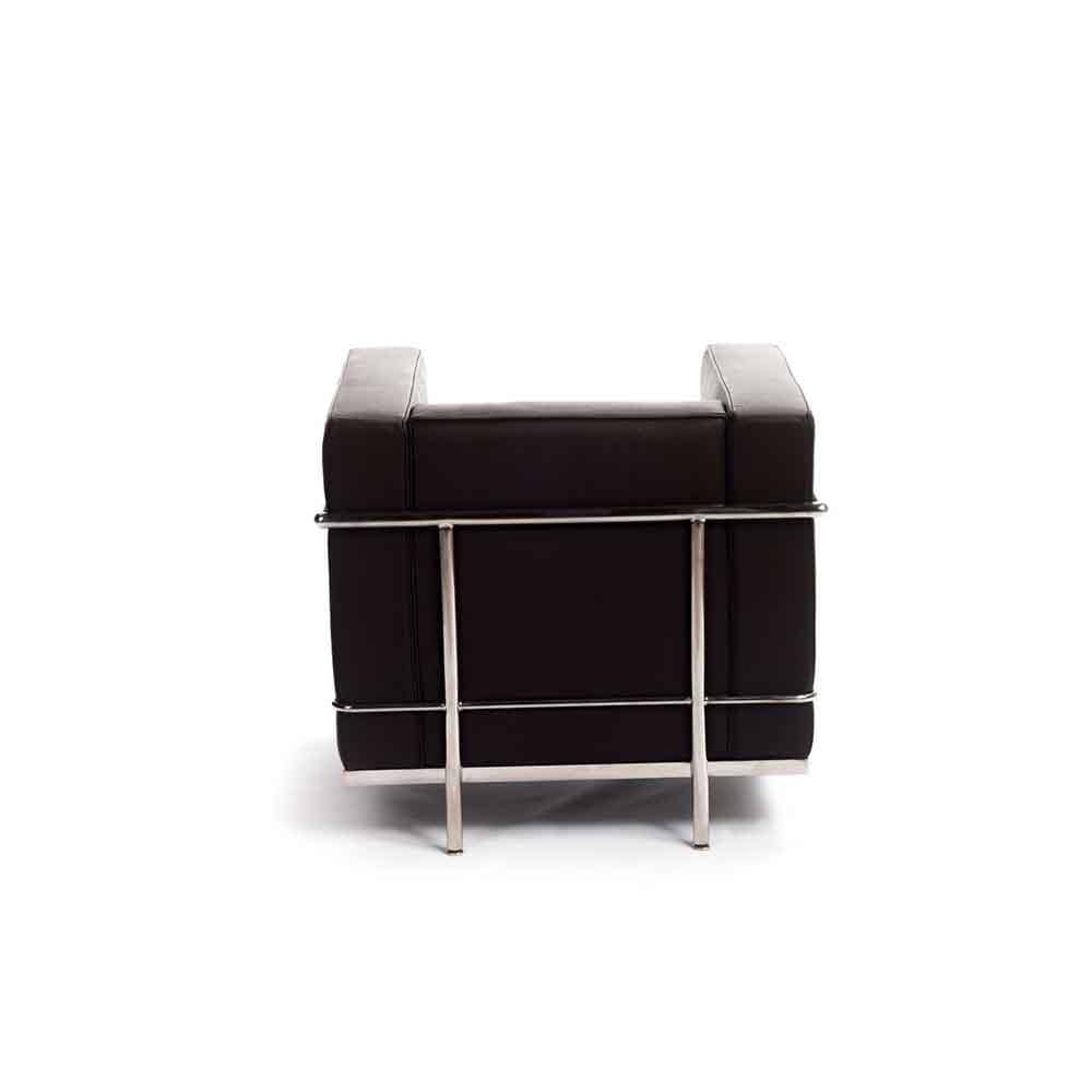 Reproduction LC2 Petit Modèle, fauteuil, en cuir et métal, cuir noir