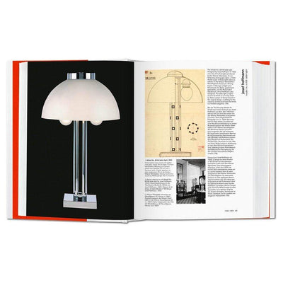 "1000 Lights" de Taschen vous invite à un voyage à travers un siècle de design lumineux. Explorez les décennies, des abat-jour de Tiffany aux formes high-tech des années 2000, pour une immersion complète dans l'évolution du luminaire.